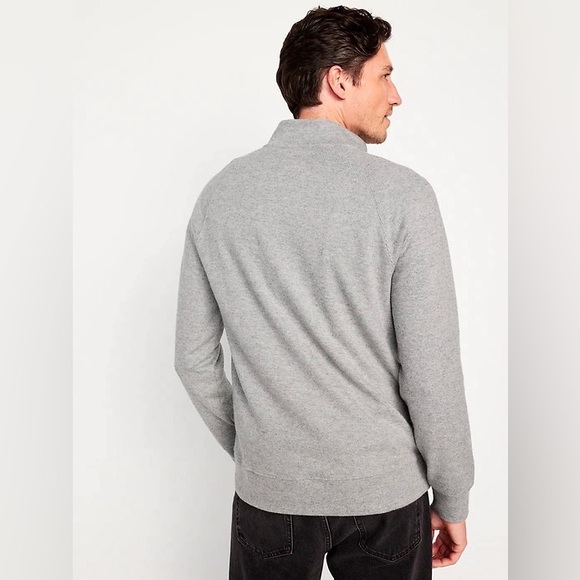 BRAND NEW Mock-Neck Button-Front Pullover Sweater - Picture 3 of 5